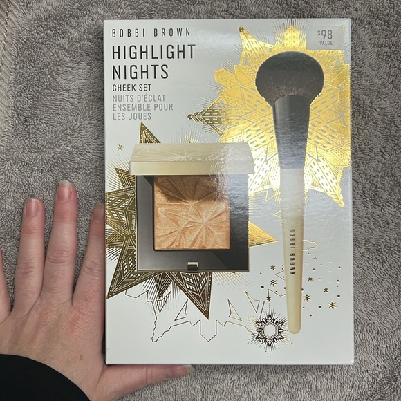 Bobbi Brown Gift Set - Picture 4 of 4